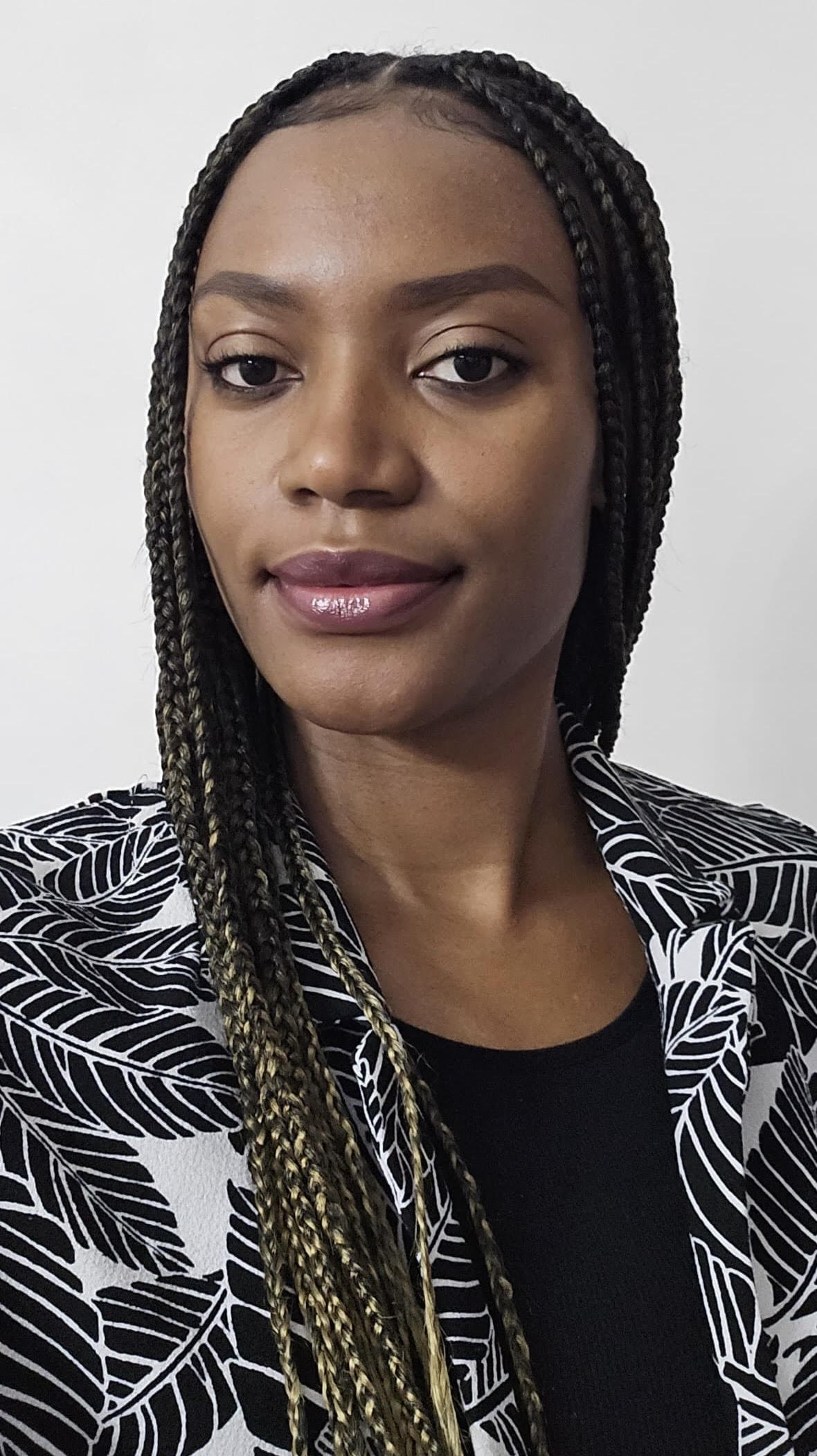 Maryam Headshot